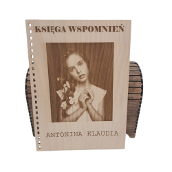 Grawerowana księga wspomnień, wzór Antonina