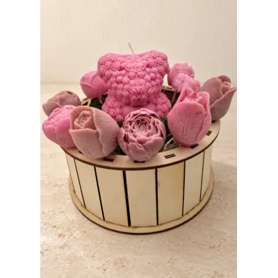 Flower Box z figurek woskowych z Misiem o zapachu różanym